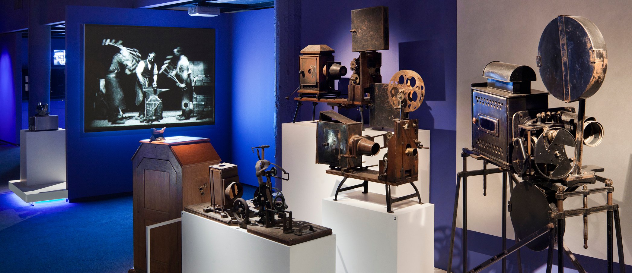 visit the museum of the moving image